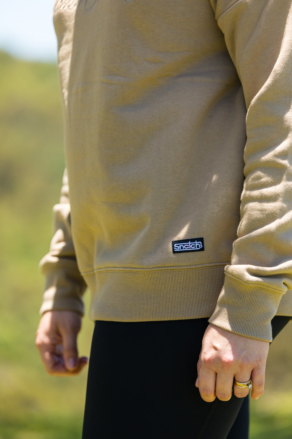 Women's Embroidered Crew Sweater Sand - SF2001SD