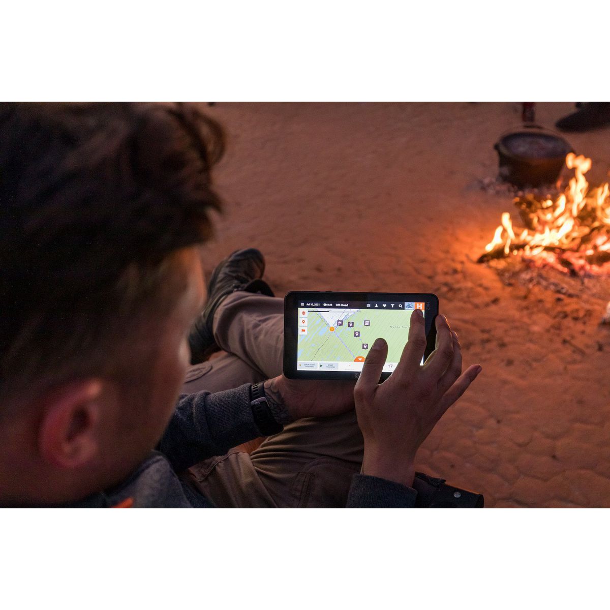 Hema HX-2 On-Road and Off-Road GPS Navigator