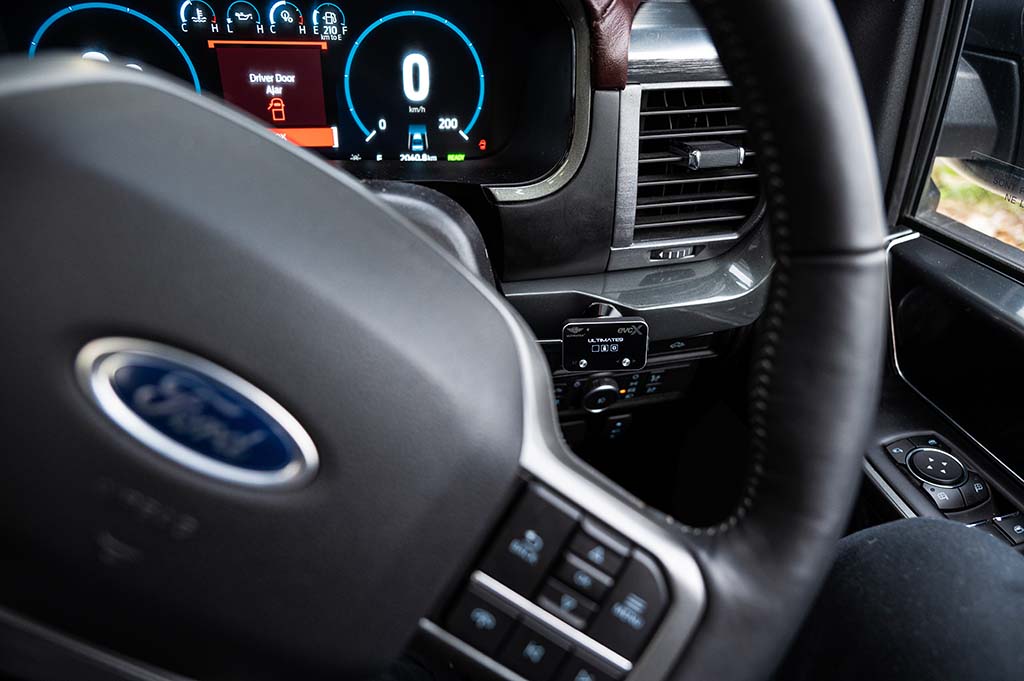 Ultimate 9 EVC-X Throttle Controller with Blutooth App Controller to suit Mitsubishi - X301